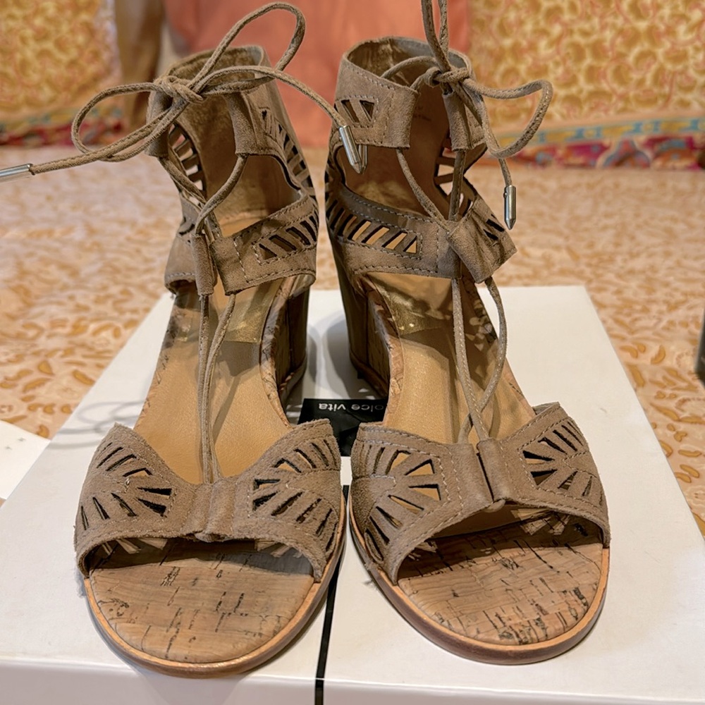 Dolce Vita Almond Suede Linsey Wedge sandals